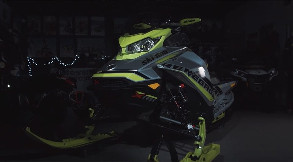 Видео снегохода Ski-Doo Renegade X-RS 850